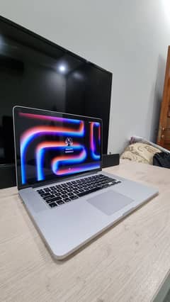 Macbook