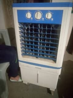 Air Cooler Plastic Body 12 walts Used