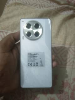 TECNO CAMON 30