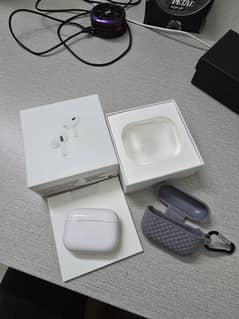 Apple Airpods Pro 2nd Generation Box Open