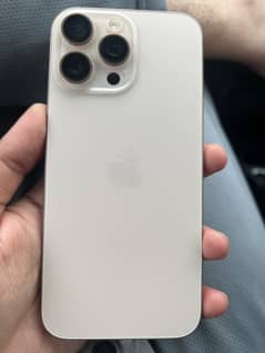 Apple iPhone 16 Pro Max