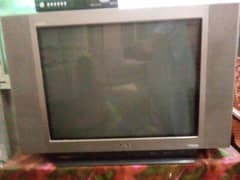 Full size  Sony Tv with speakers like new 03320508954 call andWhatsApp