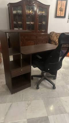 Office computer table and free adjustable chair