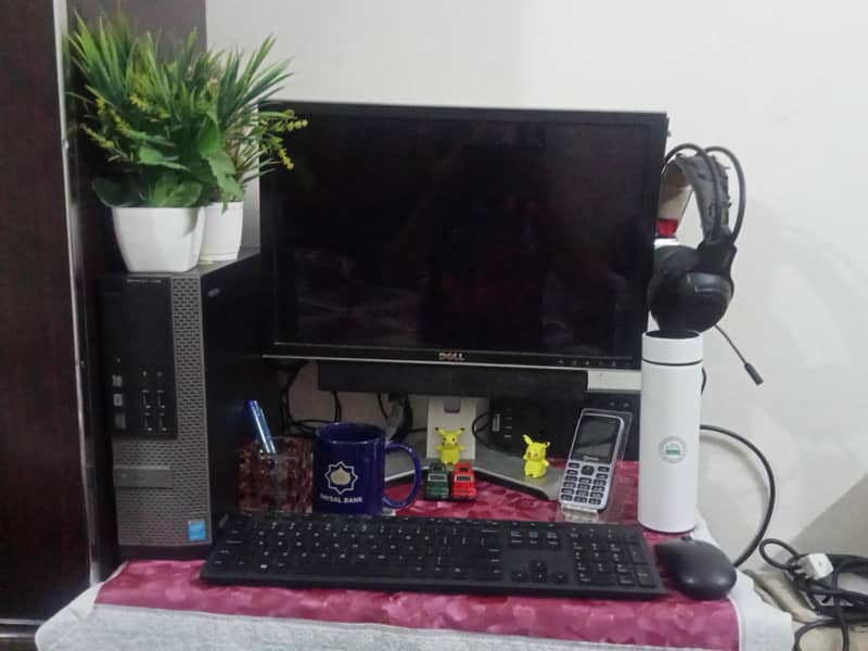 core i7 4 generation computer with LCD 21 inch all set up 0