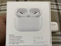 Apple AirPods Pro 1st Gen with Wireless Charging
