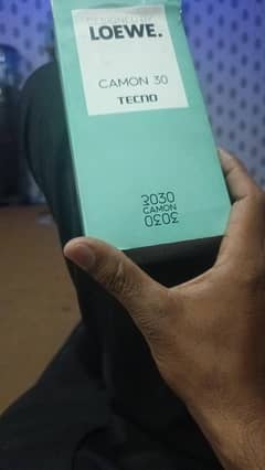 camon30