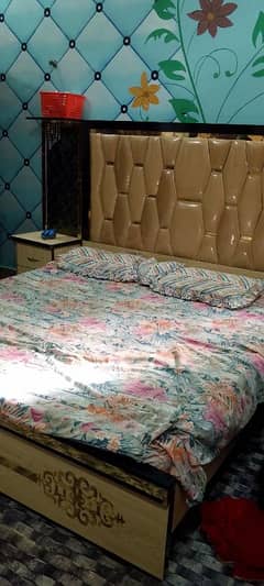 Bed set, Wardrobe, Dressing table