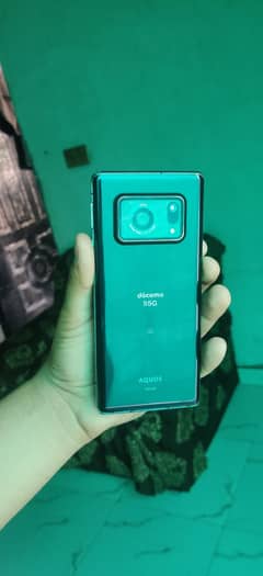 Sharp Aquos R6