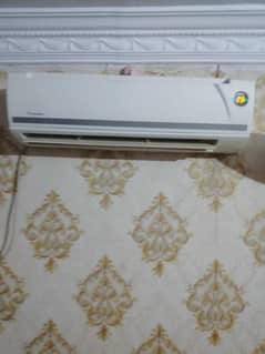 1.5 ton split AC Dawlance