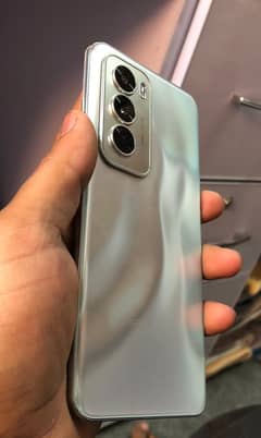 OPPO Reno 12 5g