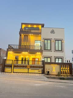 10 Marla Luxurious House For Sale. Kohistan enclave H block