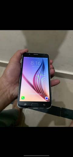 Samsung J7