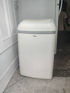 Portable AC Room good condition