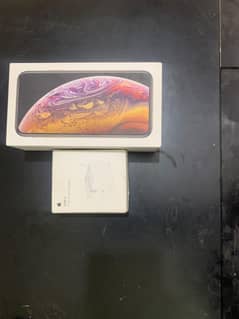 iphone xs all sim working waterpack with box