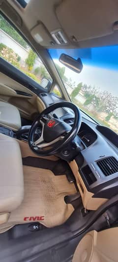 Honda civic 1.8 full option