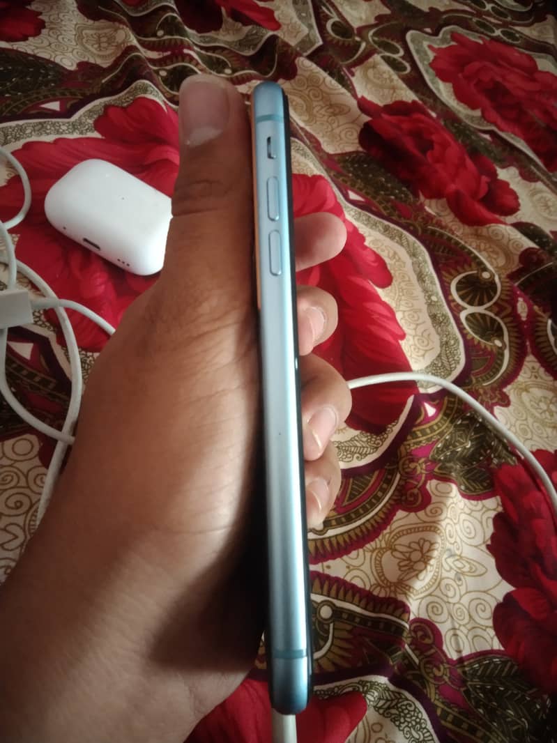 IPHONE XR NON PTA EXCHANGE POSSIBLE 2