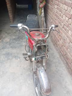 ring pistam ka Kam hona h iska wase to phile kick par start ho jate h