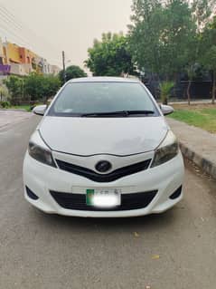 TOYOTA VITZ 2012/16 LAHORE REGISTERED