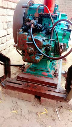 Chiefs diesel engine 30 HP with trolly good condition