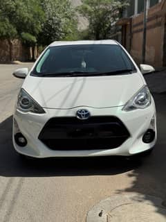 Toyota Aqua 2015