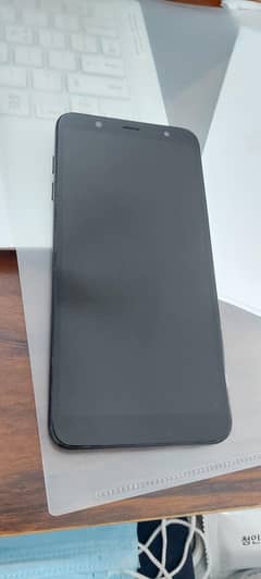 Samsung J8 phone