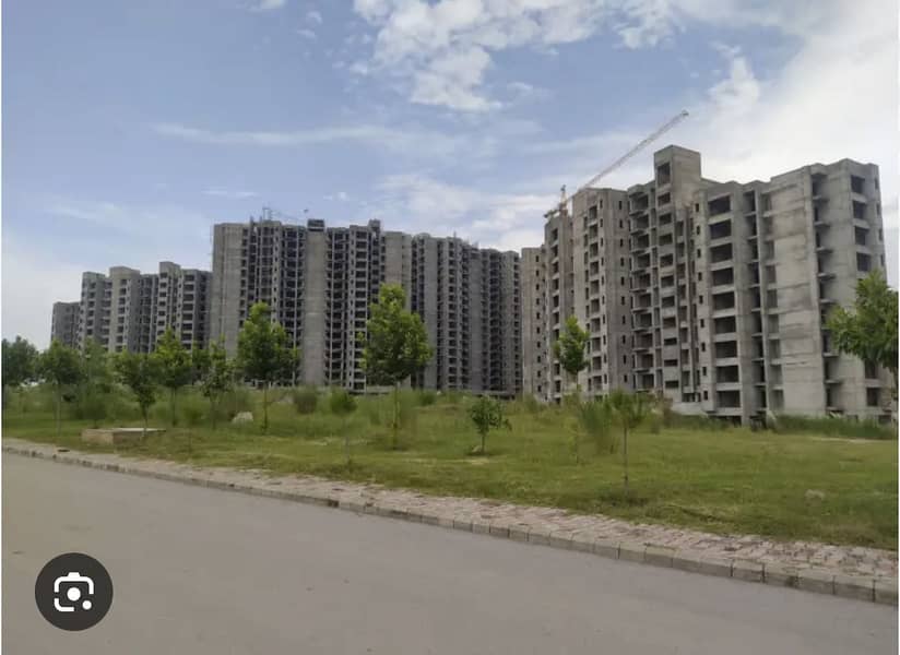 7 Marla Main Road Corner Plot For Sale On Very Ideal Location Of T Block 5