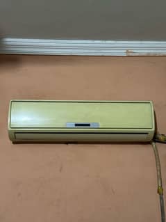 haier 1.5 ton air conditioner in good condition
