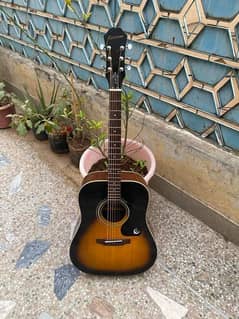 Gibson Dr100 branded accostic guitar