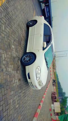 SE saloon