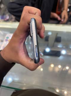 Vivo y21 non pta 4 64 all ok ha bus finger Nahi chalta or koi masala