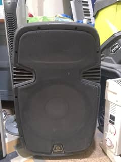 speakers
