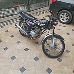 Honda 125 dealership maintained 100 % original