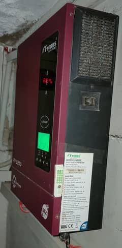 Fronus PV2200 12v with 3 Solar panels of JA Solar 545W