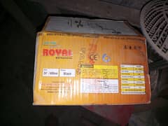 Royal Bracket Fan Magnum