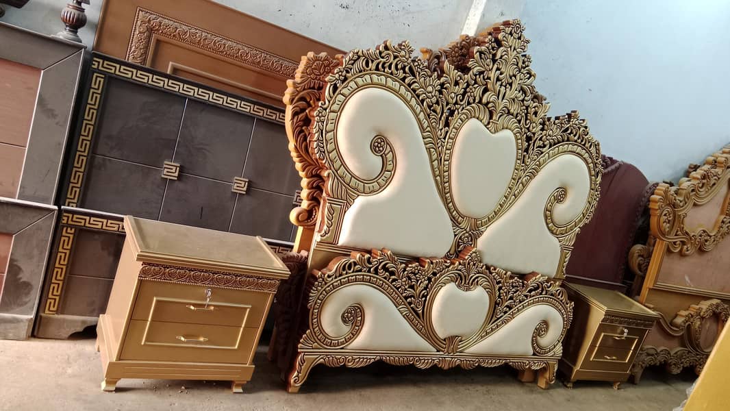 Bed dreasing Side table 16