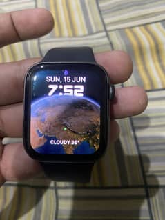 iPhone Apple Watch series SE 1st generation
