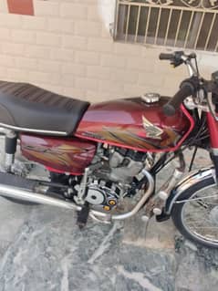 motorcycle 2021 model good condition bilkul saf  ha