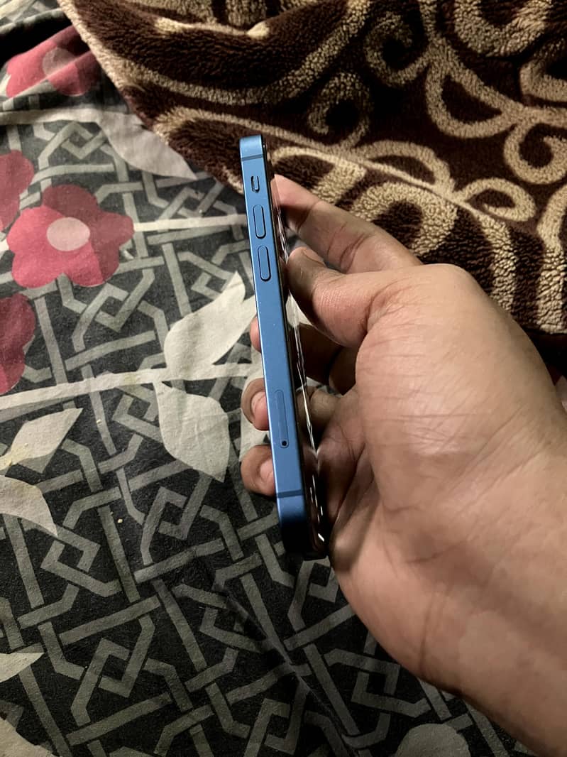 Iphone 13 mini 256gb jv 10/10 condition not an single issue 3