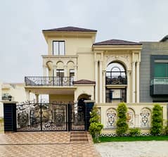 10 Marla Luxury House For Sale