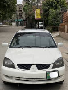 Mitsubishi lancer 1.6 manual sunroof