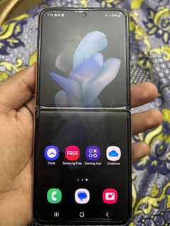 Samsung Galxaxy Z flip 4