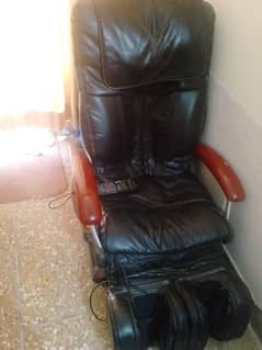 Recliner chair good condition