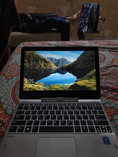 HP REVOLVE 810