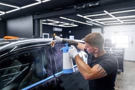 Car detailing ka leya expert banda chaya