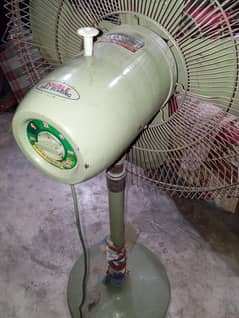 Pedestal Fan 10000