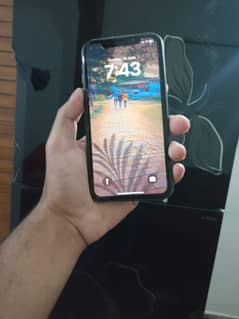 Apple iPhone 11 64GB Non Pta (JV)