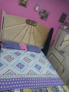 5 pice funiture 1 month used