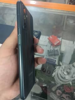 SAMSUNG M13