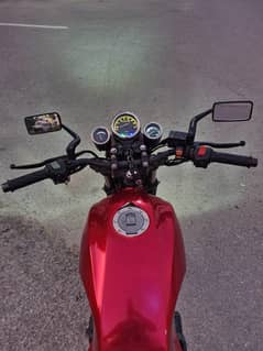 Hi Speed Infinity 150 Cafe Racer