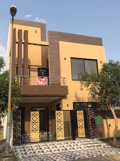 I SELL 5MARLA HOUSE IN BAHRIA ORCHARD PHASE FOR MORE PICS PLEASE CONTACT ME